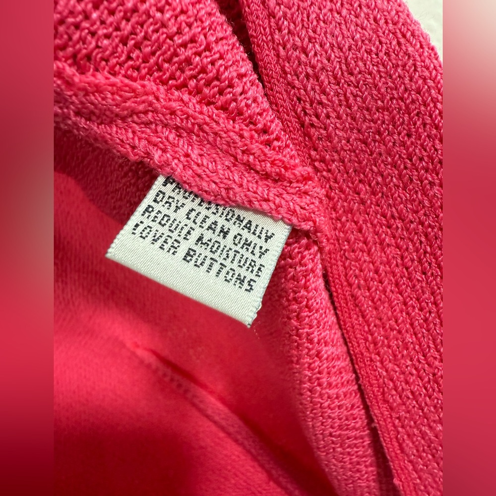 Vintage Rare St. John Pink Knit V-Neck Blazer Jacket Sz 12 Gold-Pink Buttons - Picture 9 of 9